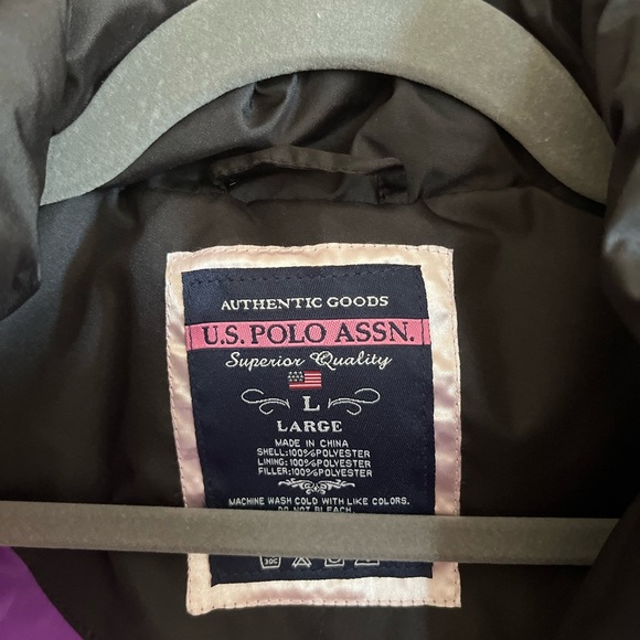 U.S Polo Assn. USPA - Puffer Vest - Picture 8 of 11